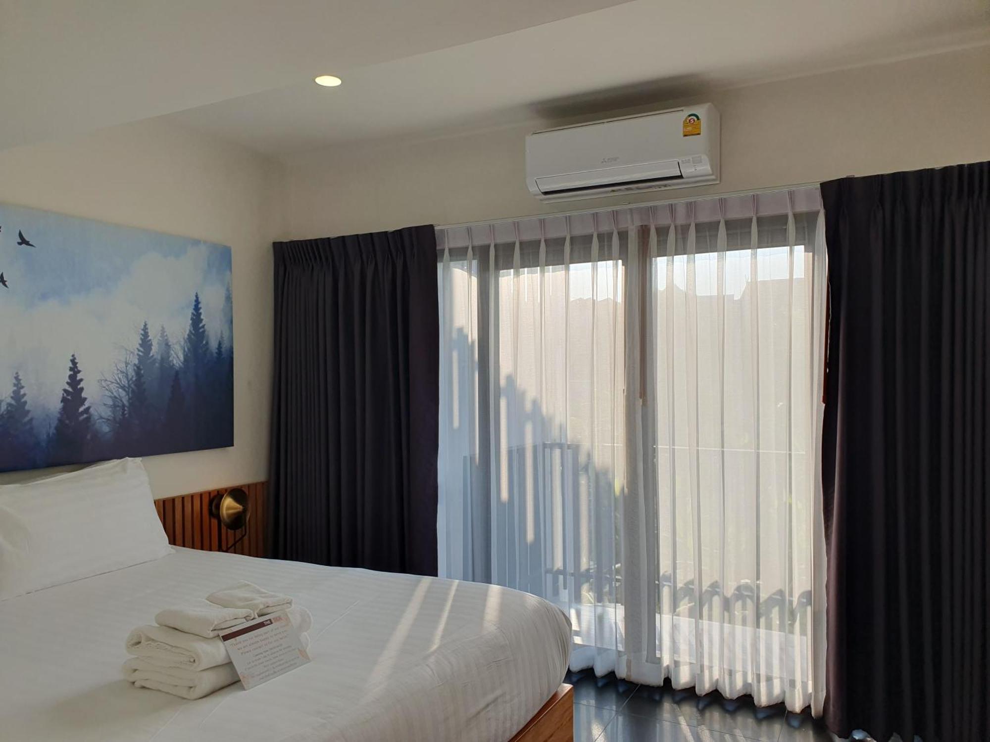 The Sila Suites - Intrawarorot Chiang Mai Exterior foto