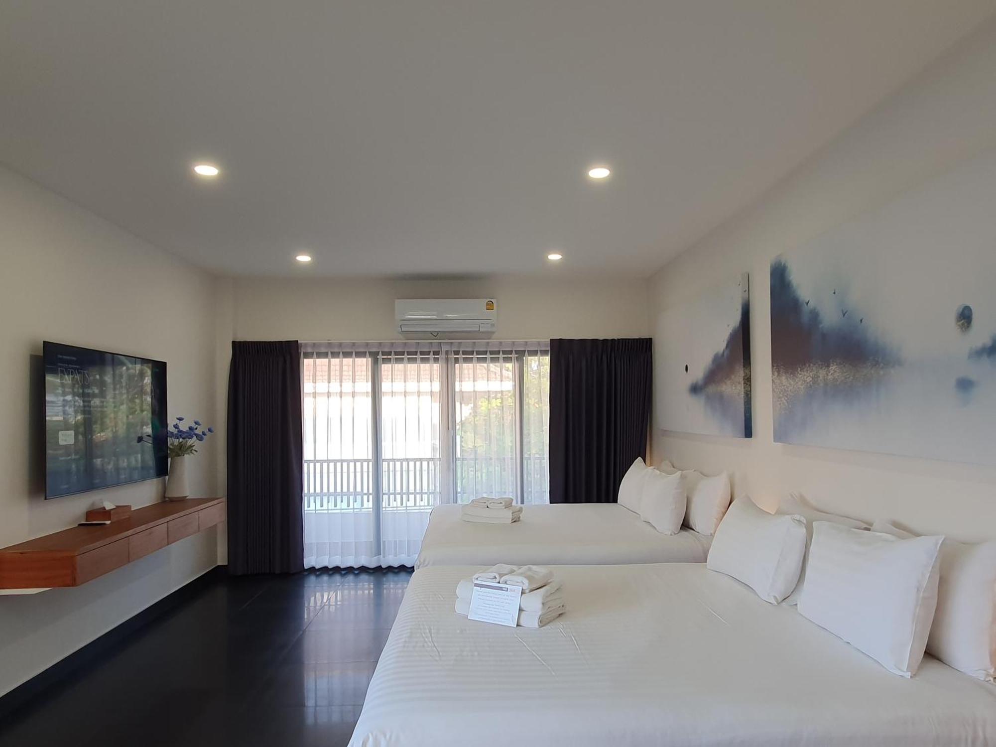 The Sila Suites - Intrawarorot Chiang Mai Exterior foto